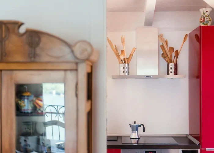 & Mountain アパート *